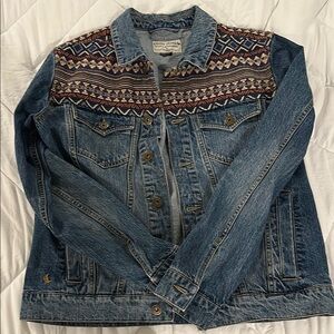 Cody James Denim Jacket with Patterned Yoke